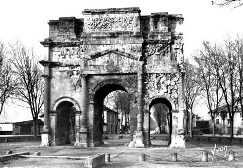 L'Arc de triomphe à Orange