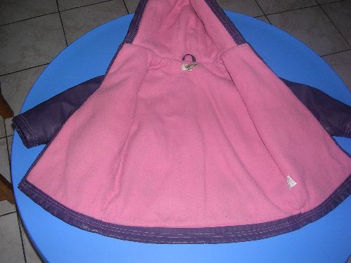 manteau fille violet doublé polaire rose - 8 euros