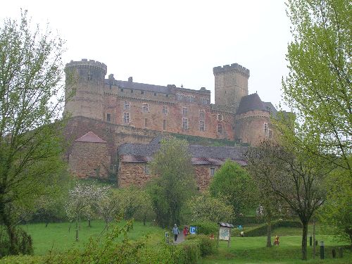 Le château de Castelnau de Bretenoux