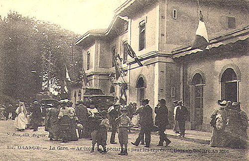 LA GARE D'ORANGE