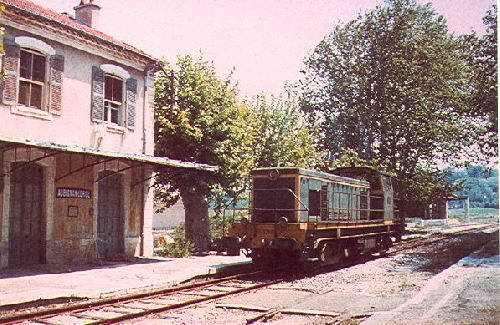 EN GARE D\'AUBIGNAN-LORIOL