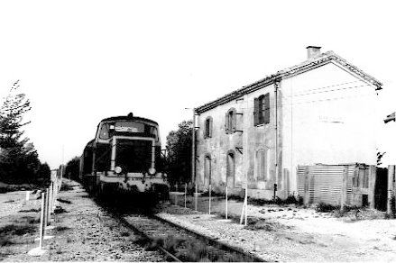 LA GARE D'ALTHEN LES PALUDS