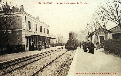 LA GARE DE VALREAS