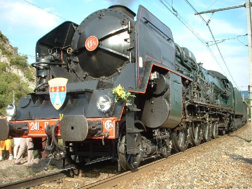 LOCOMOTIVE 241 P 17