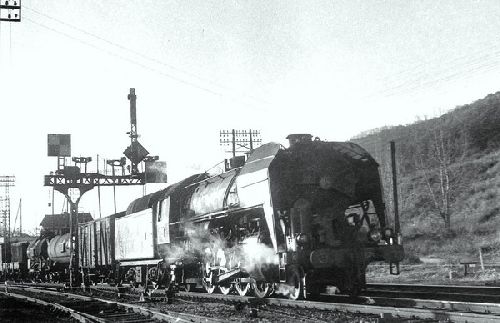 LOCOMOTIVE 141 R