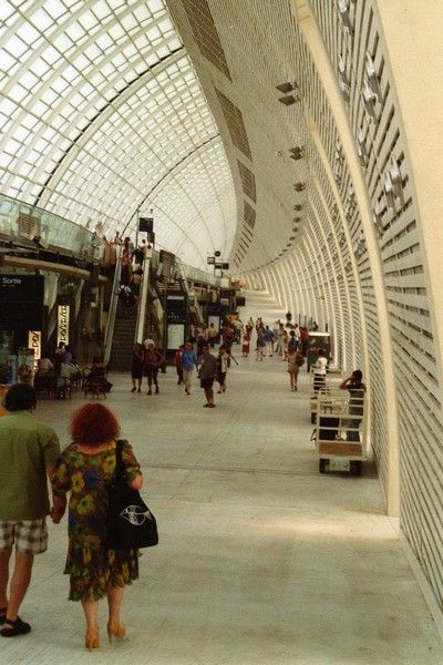 GARE AVIGNON TGV