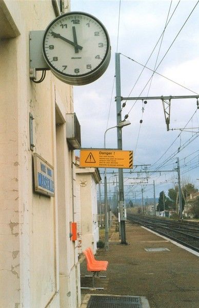 LA PENDULE DE QUAI A MONTFAVET