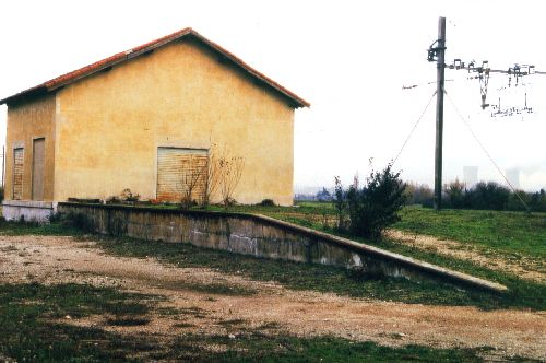 HALLE DE LAPALUD