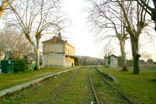 Gare de pernes les fontaines