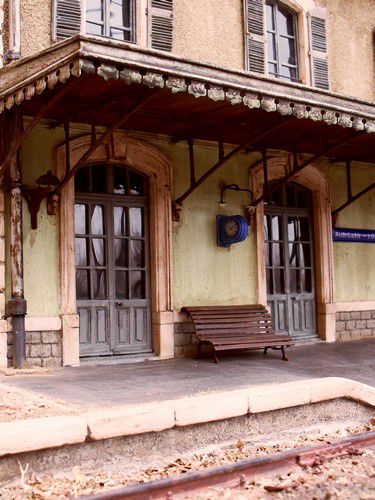 GARE D'AUBIGNAN LORIOL EN MINIATURE