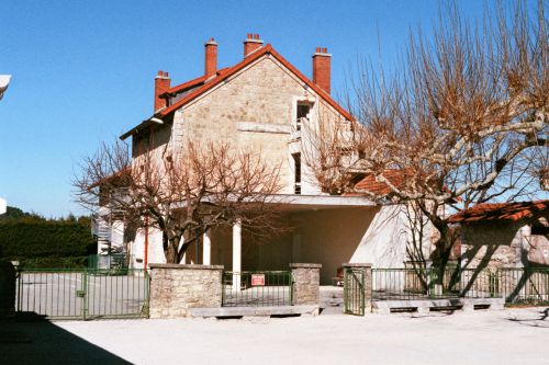 école du Crestet