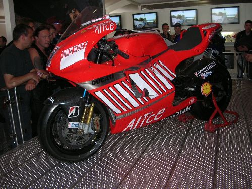 moto du champion du monde, Casey Stoner