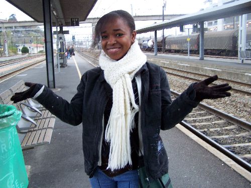 Fatima à la gare de Poitiers