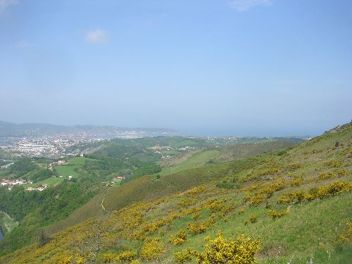 Elévation vers la montagne, la baie d'Hendaye