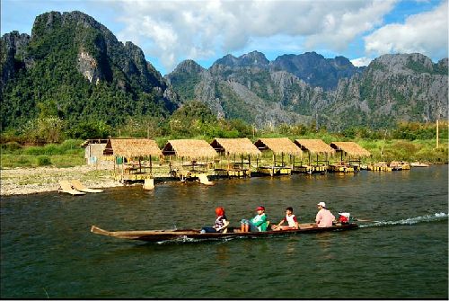 vang vieng laos