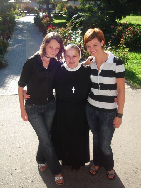 Kasia, sister and Justyna 