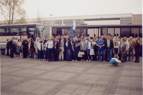 Deux bus de supporters pour la finale en mai 2002