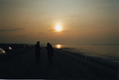 Liverpool: coucher de soleil sur la mer
