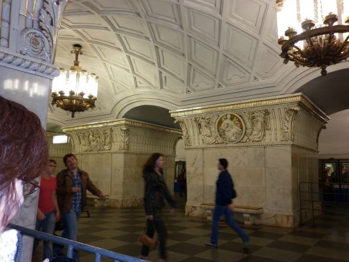 Balade dans les belles galeries du métro