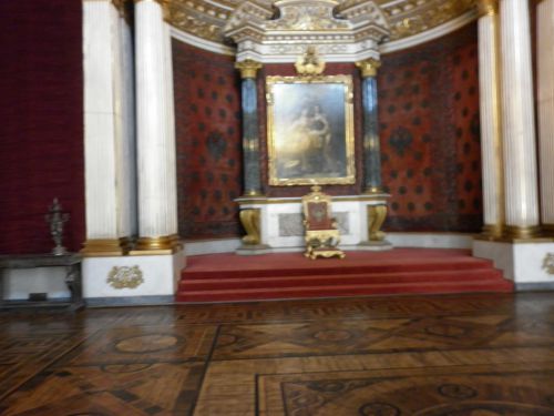 Voici la salle du trône de Pierre 1er