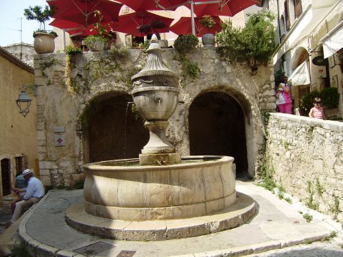 Fontaine de St Paul de Vence