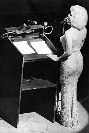Marilyn chante pour le Président Kennedy
