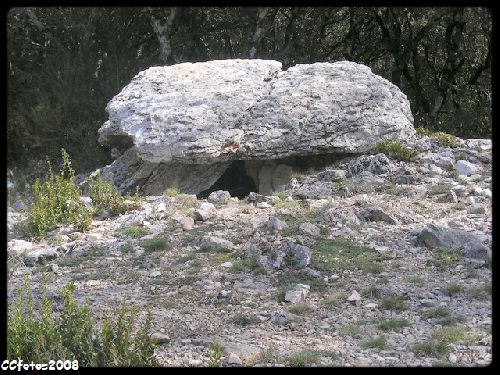 un autre DOLMEN.