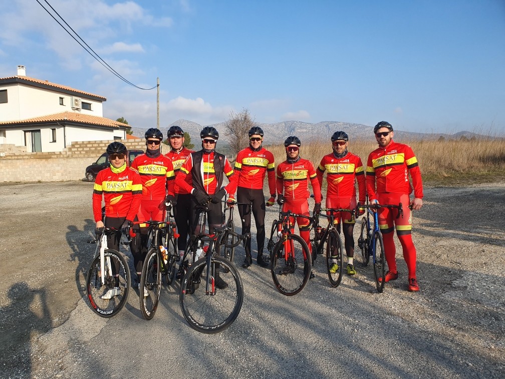 L EQUIPE PREMIERE DU TEAM CYCLO 4 REMPORTE UN PREMIER PODIUM POUR