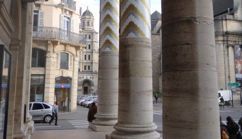 Dijon - Eglise Saint-Michel vue du Grand Théâtre