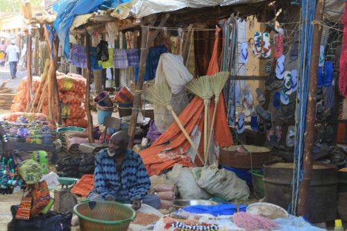 Senegal Saint Louis le marché aux poissons