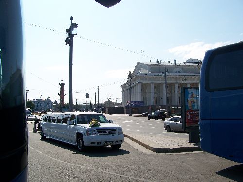 Qui dit mariage en Russie dit Limousine