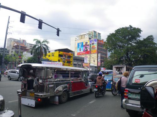 MANILLE - Jeepney