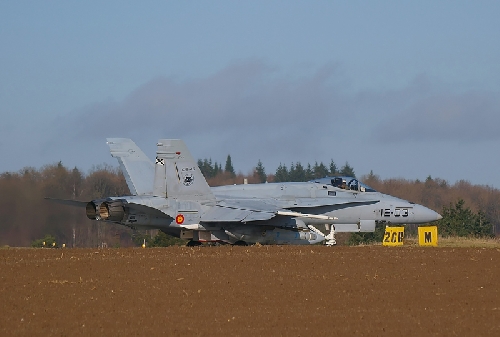 F-18 . (20 janvier)