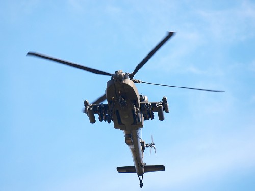 AH-64  APACHE
