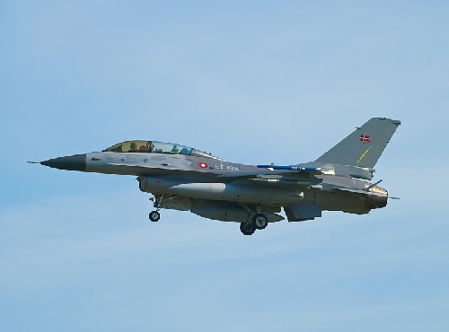 F-16 suédois