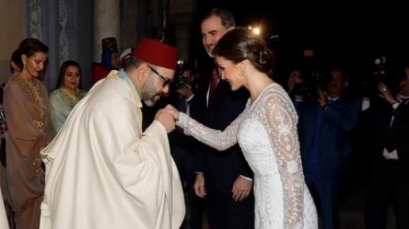 15.02.2019 - SM Le Roi Gentleman saluant la Reine d'Espagne Dona LETIZIA