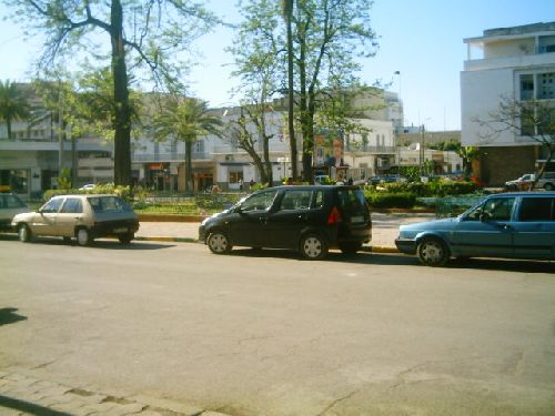 21.03.2008 - Kénitra  : Vue Partielle de la Place Administrative 