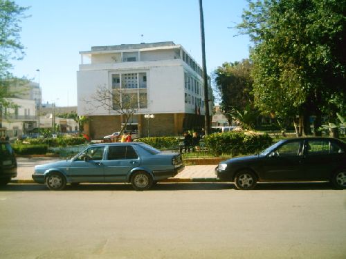 21.03.2008 - Kénitra  : Vue Partielle de la Place Administrative 