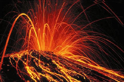 31.03.2009 - Volcans . Le Krakatu en Indonésie