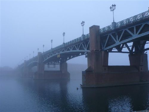 Le Pont St Pierre dans le brouillard