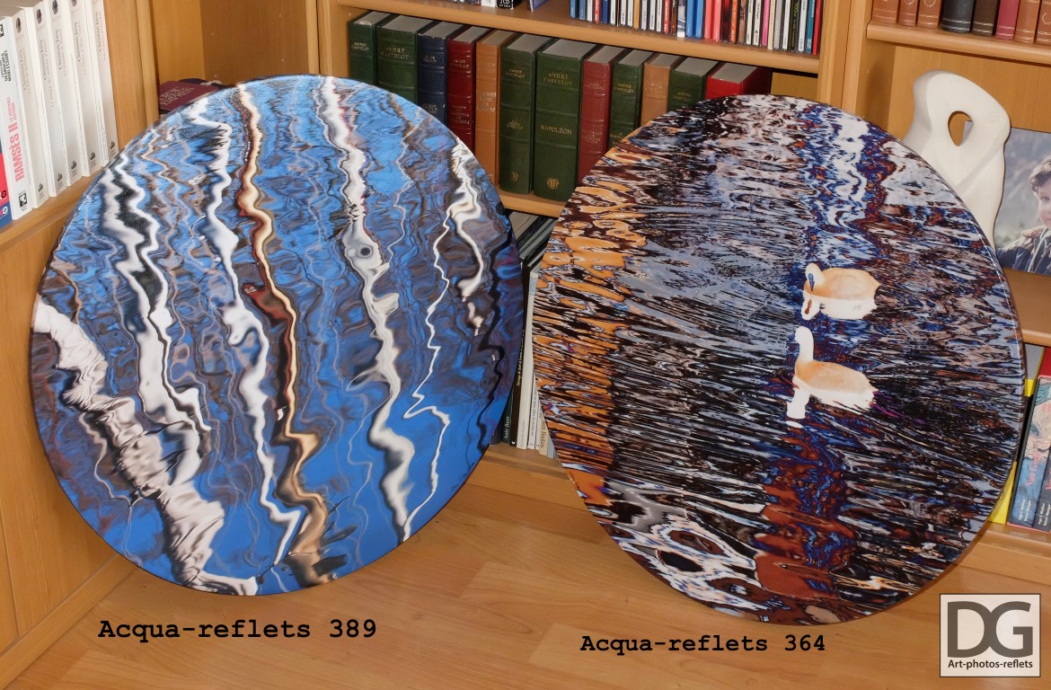 Acqua-reflets 389 et 364 sur toile ronde ronde 70cm, avant exposition.