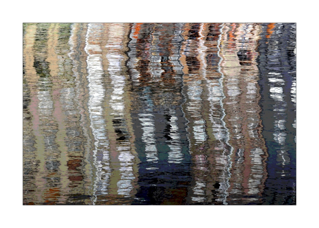 Reflets Honfleur AN  comme abstraction naturelle.