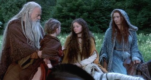 Merlin, le jeune Arthur, Morgane et Viviane 