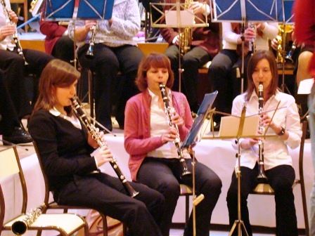 Armelle, Marie et Marie-Christine.