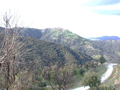 vue sur le village d'ait ali uherzun - taghiwant ivudraren