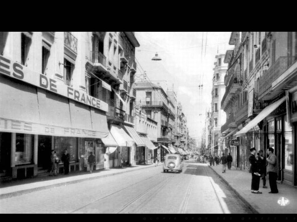 Les galeries de France rue d'Arzew