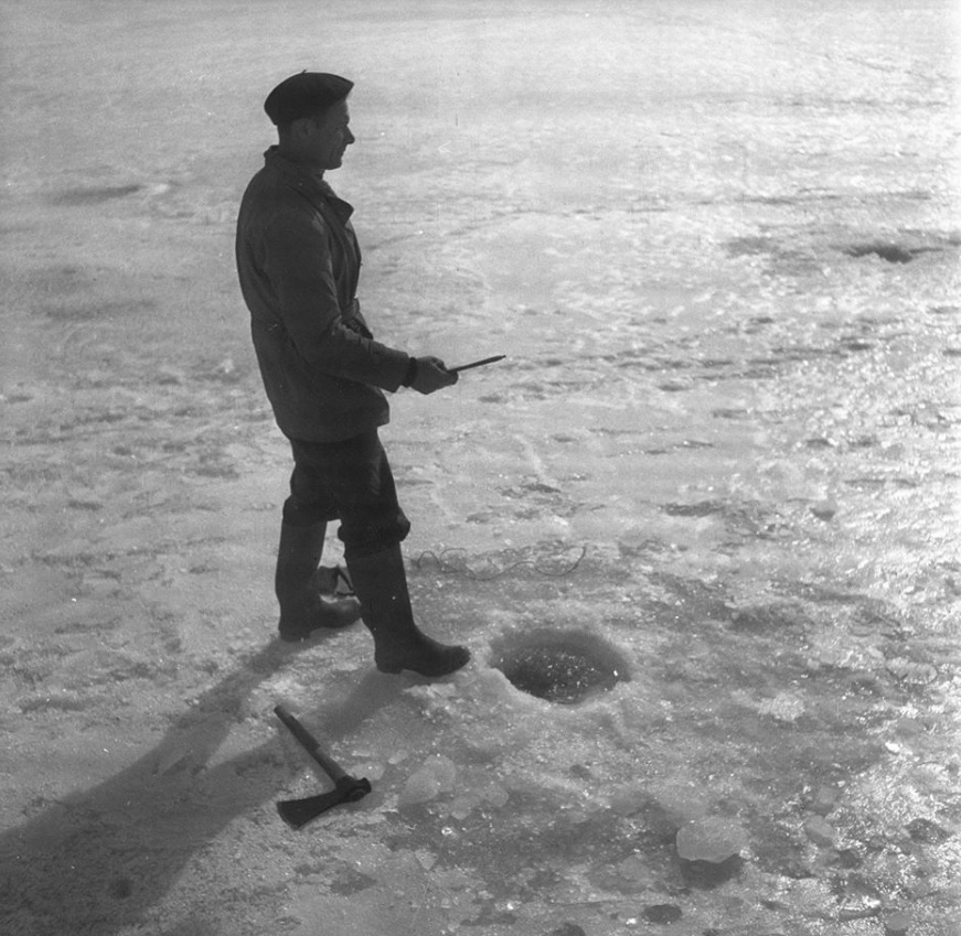 Peche lac de Laffrey -1952 -5