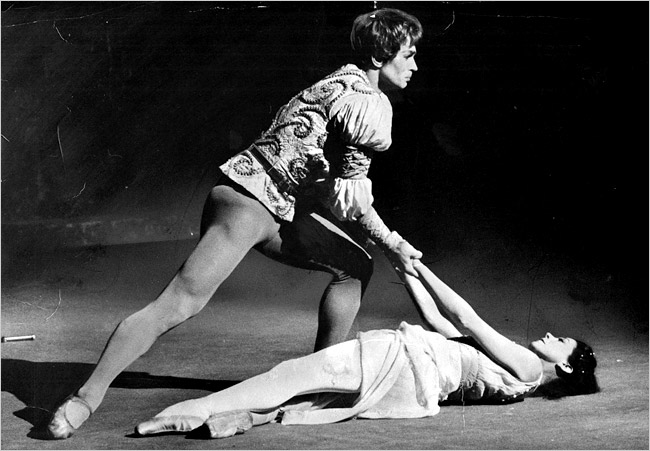 Rudolf Nureyev and Margot Fonteyn dans Roméo et Juliette