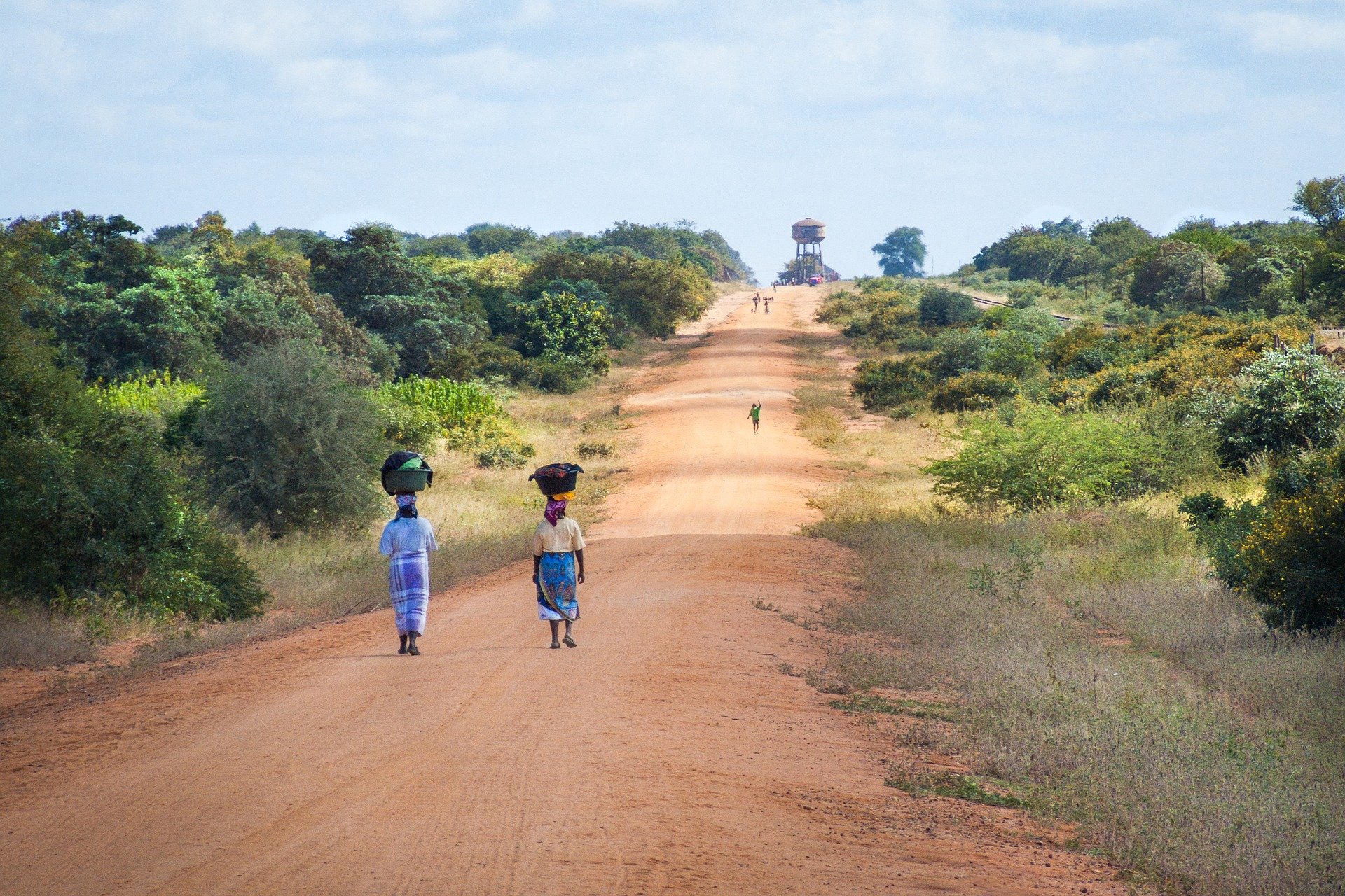 african-women-walking-along-road-2983081_1920