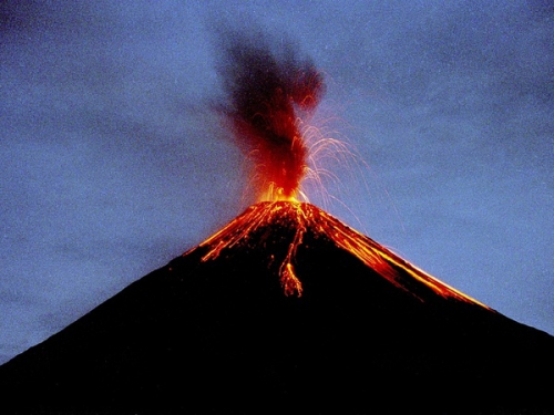 S7-Le-volcan-islandais-impacte-aussi-la-production-auto-55848.jpg